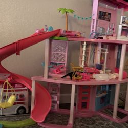 Barbie play house with accessories