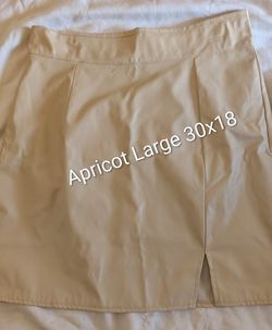 New W/ Tags Apricot Fully Lined Faux Leather Skirt Size Large 30x18 By Trends On Main, Slit Side Front, Zipper Rear, 95% Polyester, 5% Spandex