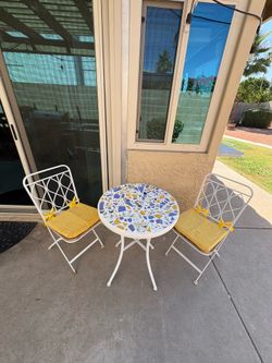 Mediterranean Cafe Table and Chairs