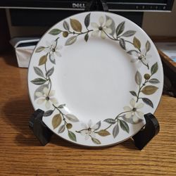 Wedgwood Beaconsfield 6 Salad Plates Vintage Mint