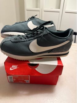 Nike Cortez vintage green
