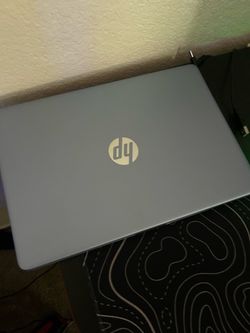 BRAND NEW HP laptop works perfectly fine