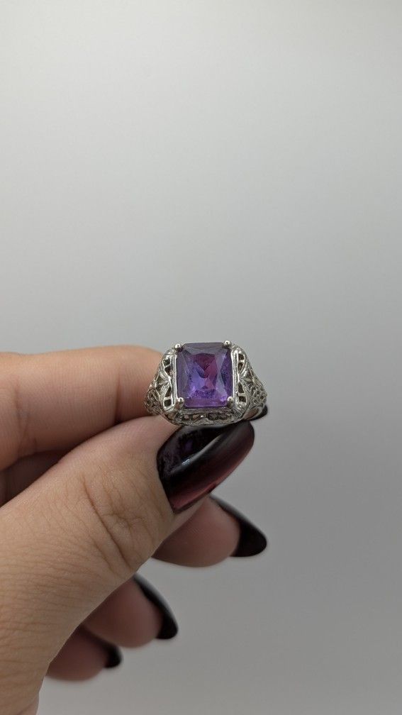 Vintage Purple Stone Sterling Silver Filigree Ring Size 6 1/4