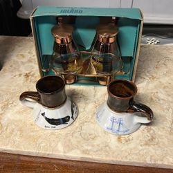 Mug And Waffle Syrup Holder Lot