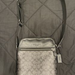 Coach Houston Flight Bag