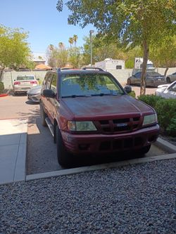 Isuzu Rodeo 4X4 low miles