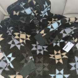 NWT Sonoma Vintage Style Fluffy Sweater