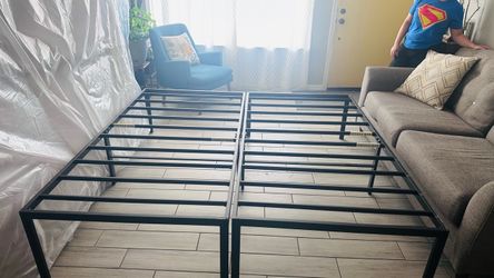 Black Metal Platform King Bed Frame