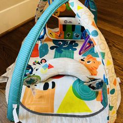 Baby Einstein 4-in-1 Kickin tunes music and language discovery play gym/play mat infant