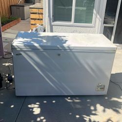 Crosley chest Freezer Large 