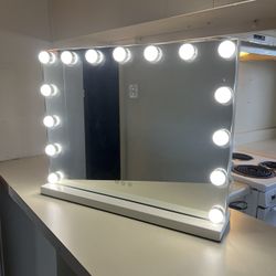 Vanity Light up Mirror 