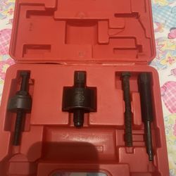 OEM pulley / Puller installer great condition $25 firm in n Lakeland 