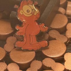 Vintage Garfield Pin