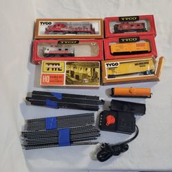 Tyco / Bachmann HO Trains - Set