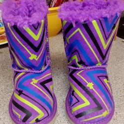 Toddler (7) UGG Boots Super Jazzy 