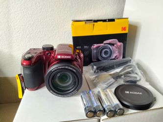 Kodak PIXPRO AZ405 Digital Camera New in Box