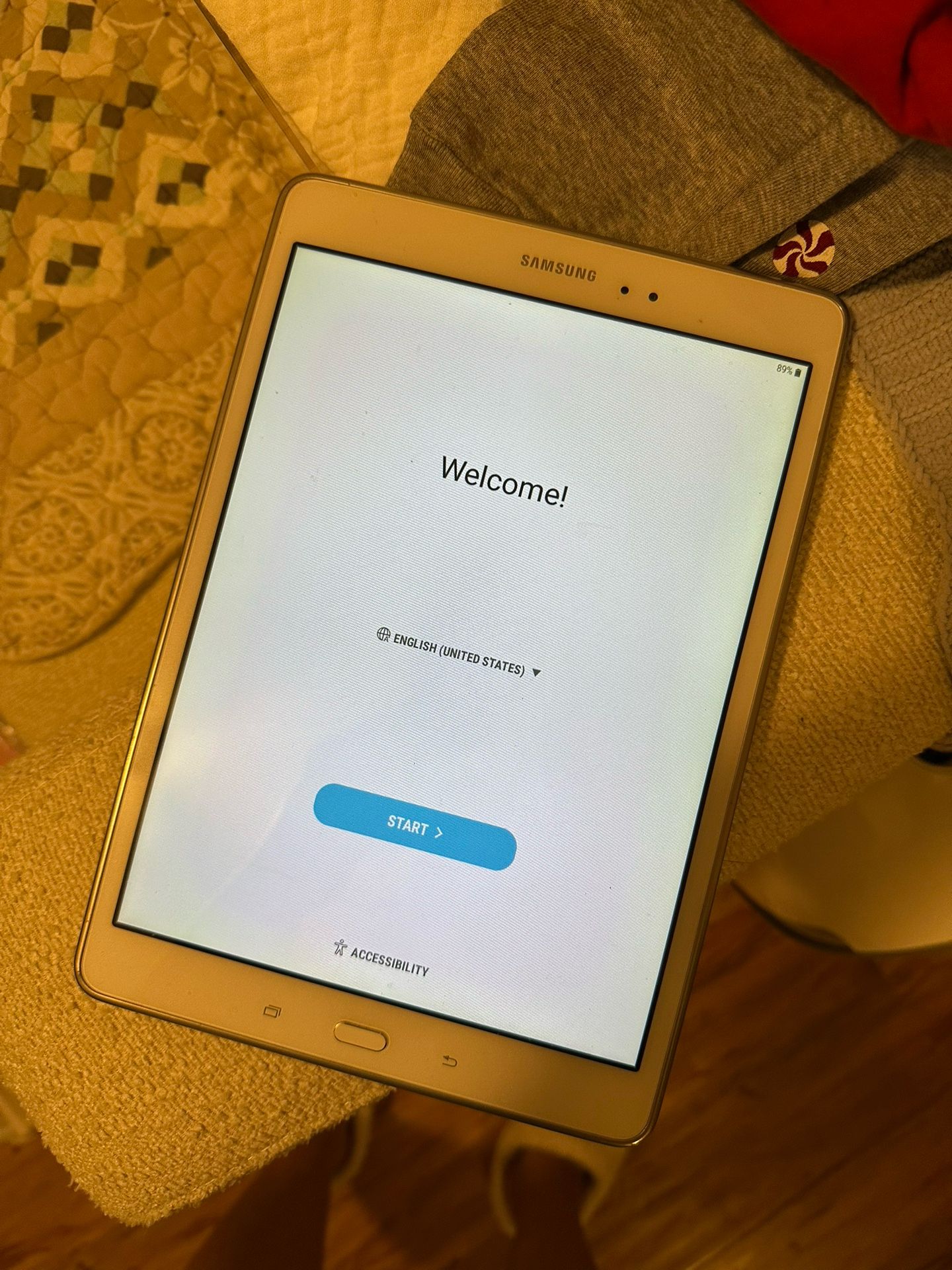 Samsung Galaxy Tab A 16GB 9.7-Inch Tablet SM-T550 - White