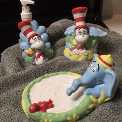 Dr. Seuss Bathroom Set - Rare Retired Collection
