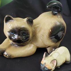 Vintage Siamese Cat Figurines