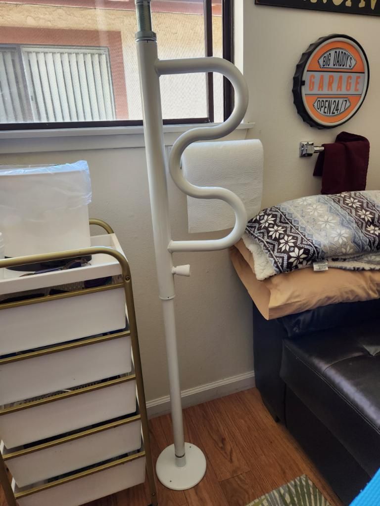 Stander Security Pole