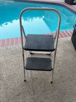 2-Step Folding Step Stool/ Ladder
