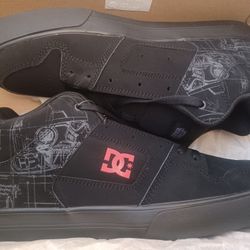 DC Shoes X Star Wars Size 14 Shoes With Box