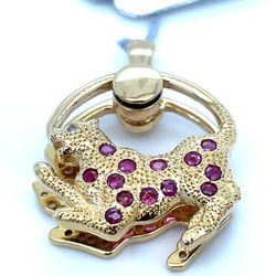 18Kt Yellow Gold 2 Part 3D Jaguar Pendant 4.70g I-1798