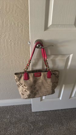 Coach Signature Tote Bag