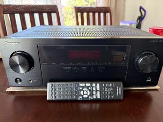 Pioneer AV Receiver VSX-530  with Remote