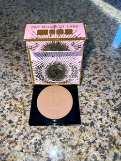 Path Magrath bronzer