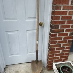 Long 57” Pointed Heavy Shovel