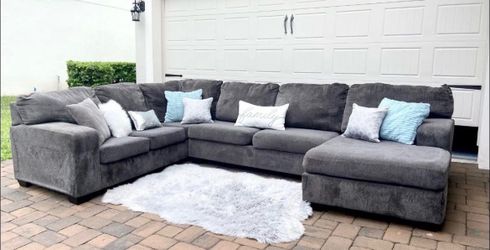 Large Grey Sectional Sofa with Chaise