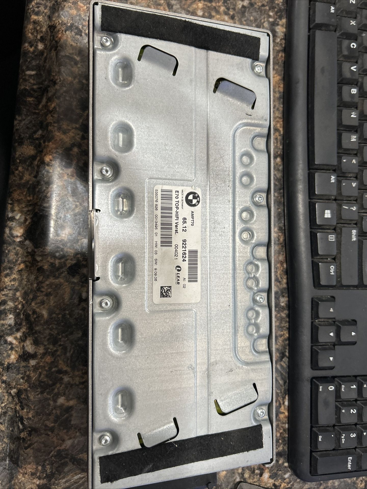 Amplifier 2009 17 Bmw (contact info removed) HIFI Verst audio