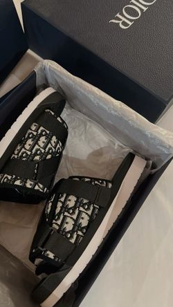 Dior alpha slides