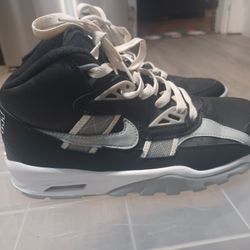 Nike Sneakers Size 6Y