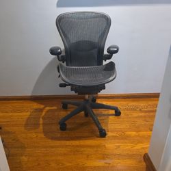 Herman Miller Aeron Chair