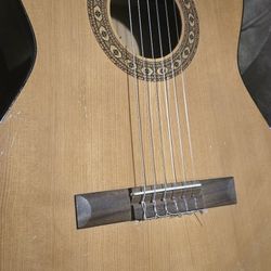 SPANISH CLASSICAL ACOUSTIC GUITAR $89;