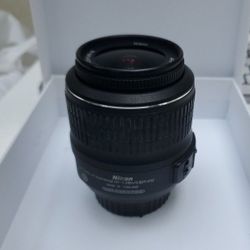 Nikon AF-P DX NIKKOR 18-55mm f/3.5-5.6G Lens