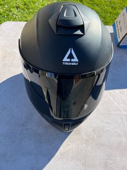 Motorcycle helmet