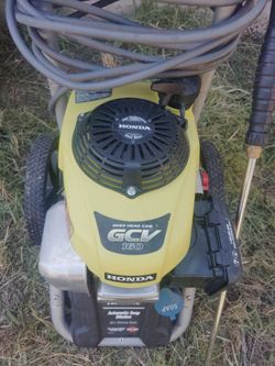 Honda 3000psi Pressure Washer runs perfect