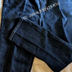 Womens St. John's Bay Size 8 Denim Blue Jeans Crops, 99% Cotton, 1% Spandex, 5 Pockets 32x25, Rise 10  East Or West. 1.2