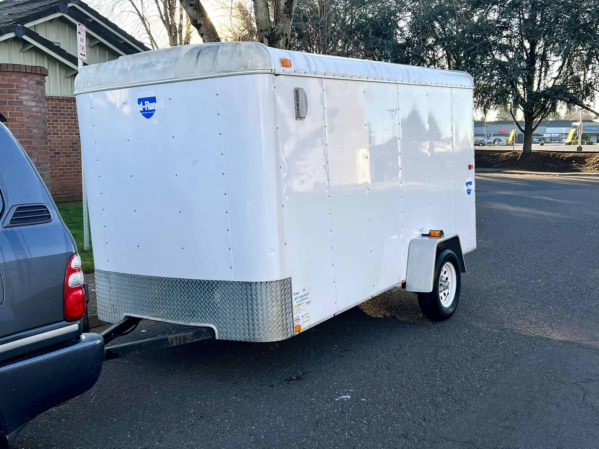 2009 Interstate Cargo Trailer 6X10 Enclosed Trailer