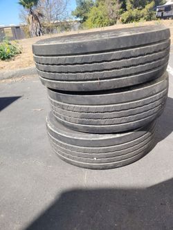 Trailer tires