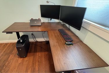 Innovar Bamboo Standing Desk (motorized)