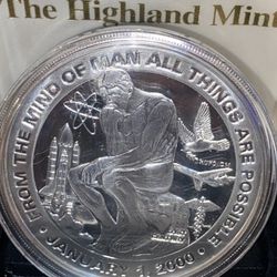 2000 Tribute To The Third Millennium 1/2 Troy Pound Silver Art Round *2579