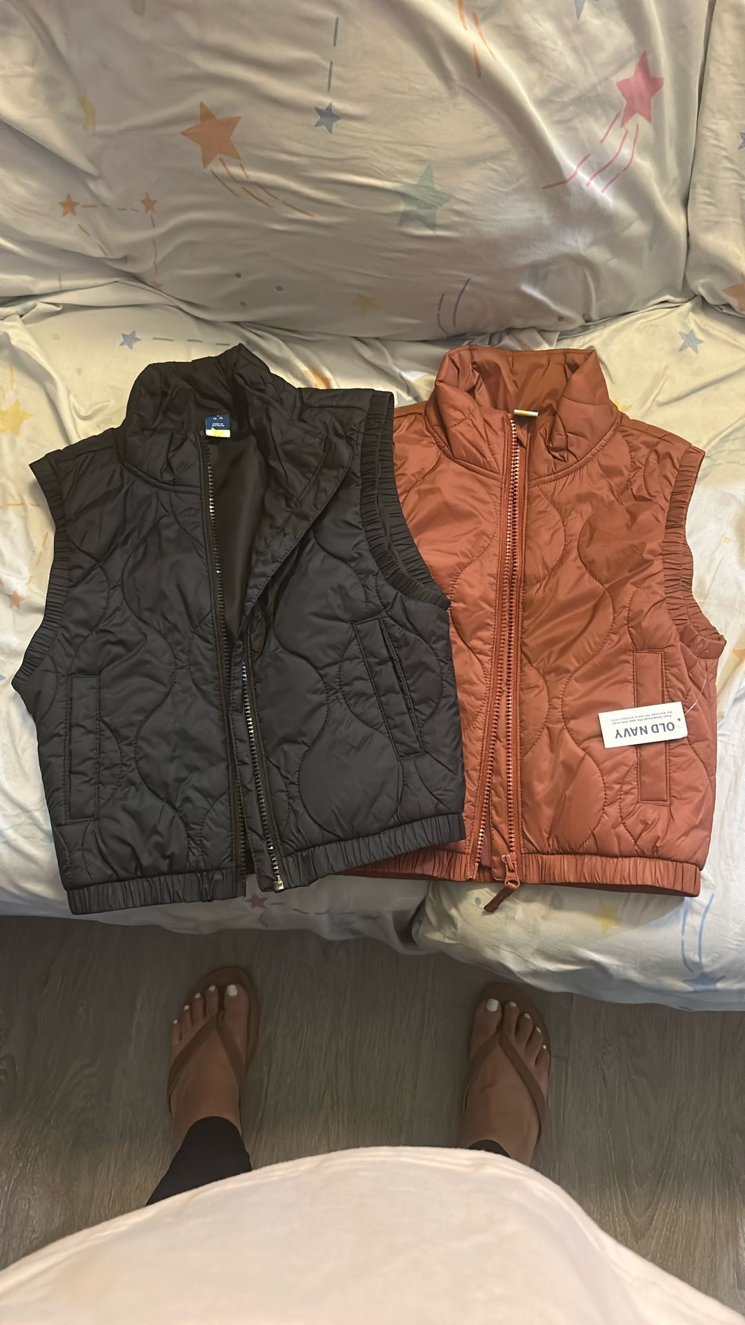 Old Navy Kids Size 6-7 Puffer Vest