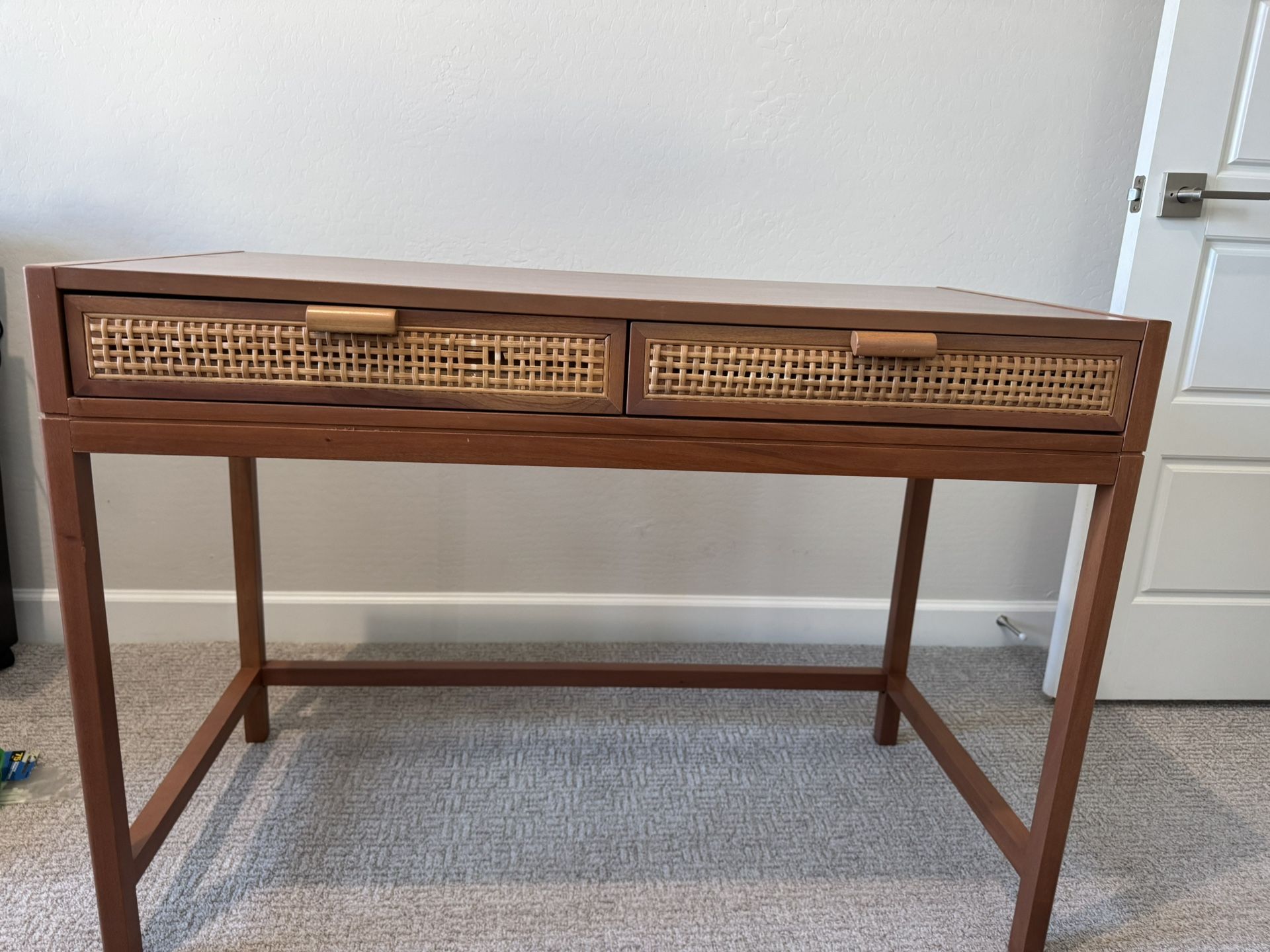 Threshold 2- Drawer Desk