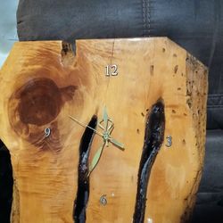 Norm Peters Oregon Juniper Clock