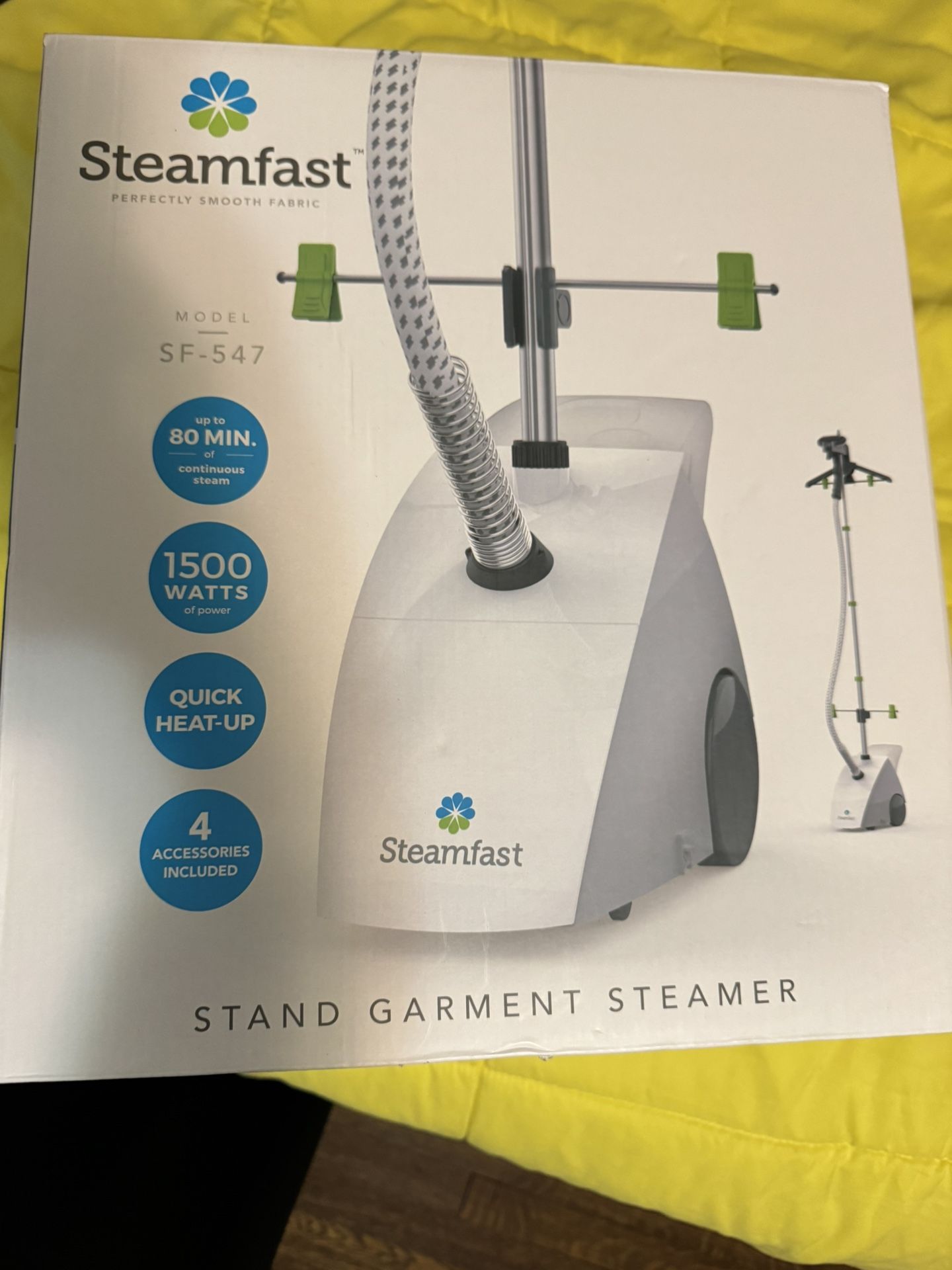 Clothes steamer