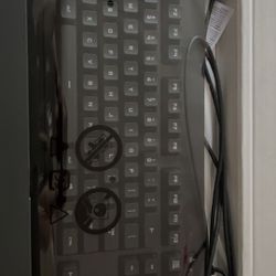 Selling G213 Keyboard 